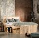 Steigerhouten bed met fruitkistjes Livengo
